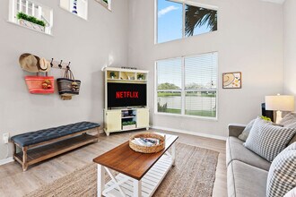 4137 Pinar Dr in Bradenton, FL - Building Photo - Building Photo