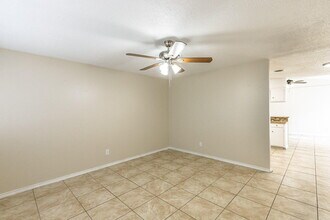 1916 71st St in Lubbock, TX - Foto de edificio - Building Photo