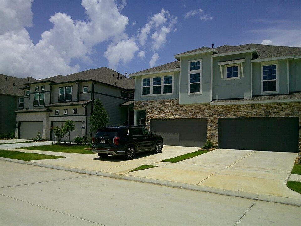 12718 Dog Canyon Trl in Cypress, TX - Building Photo