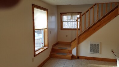 22 B Weymouth Rd in Gray, ME - Building Photo - Building Photo