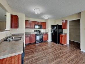 2170 Bridlewood Dr in Franklin, IN - Building Photo - Building Photo