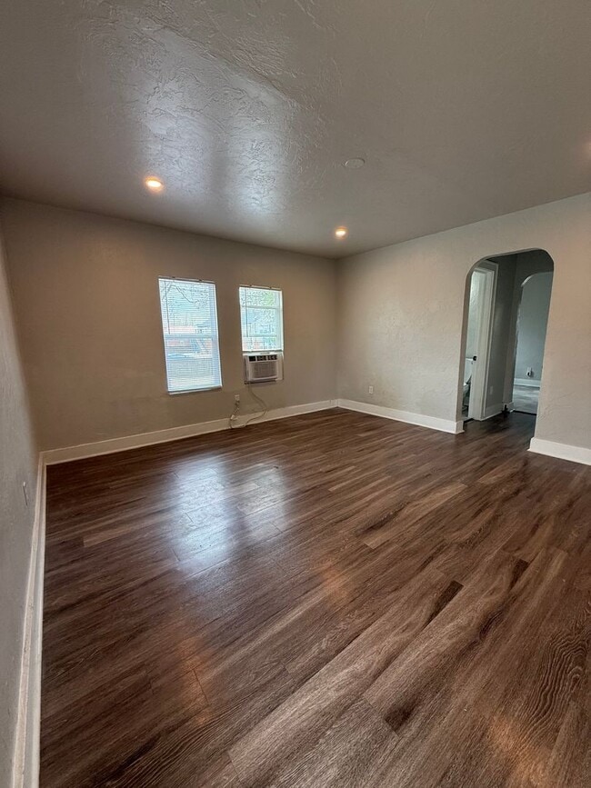 1612 N Villa Ave in Oklahoma City, OK - Building Photo - Building Photo