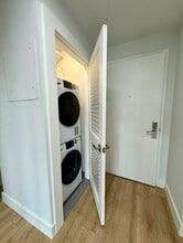 1422 Columbia Rd, Unit 2 Bed in Boston, MA - Building Photo - Building Photo