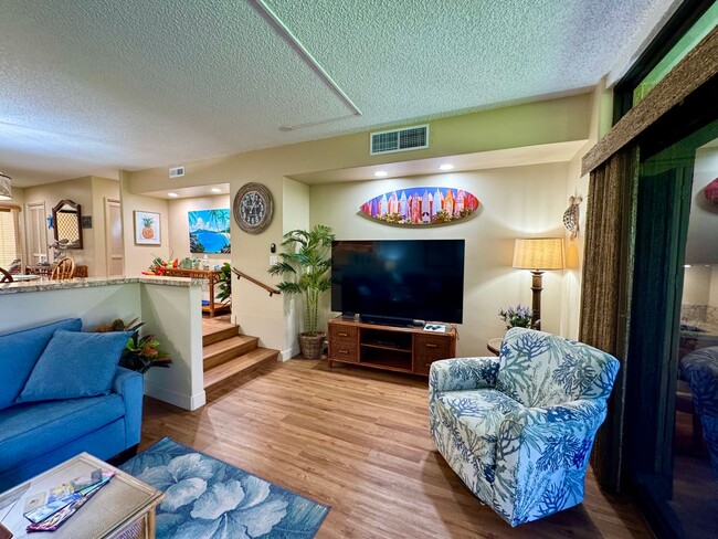 property at 2560 Kekaa Dr