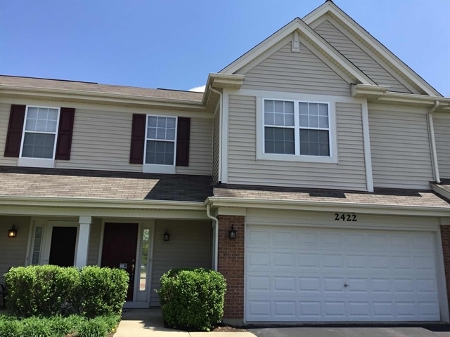 property at 2422 Claremont Ln