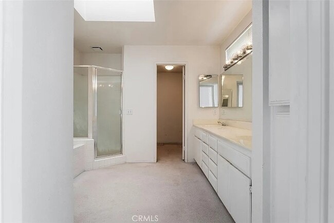 7040 Marino Pl in Rancho Cucamonga, CA - Foto de edificio - Building Photo