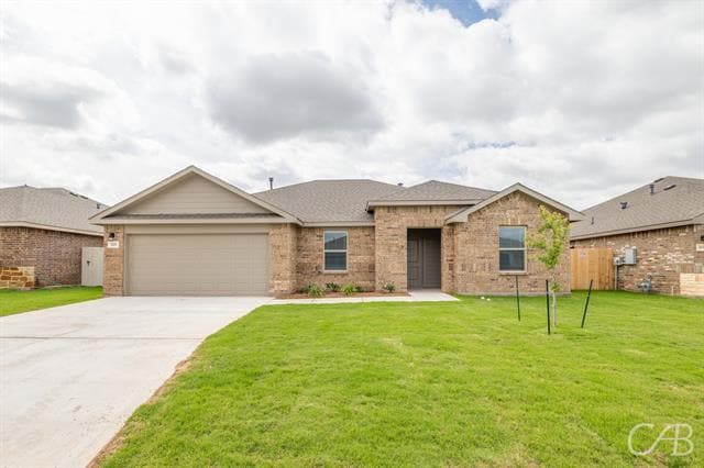 2625 Old Ironsides Rd in Abilene, TX - Building Photo