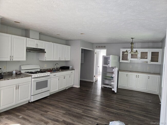 5195 NY-52 in Ellenville, NY - Building Photo - Building Photo