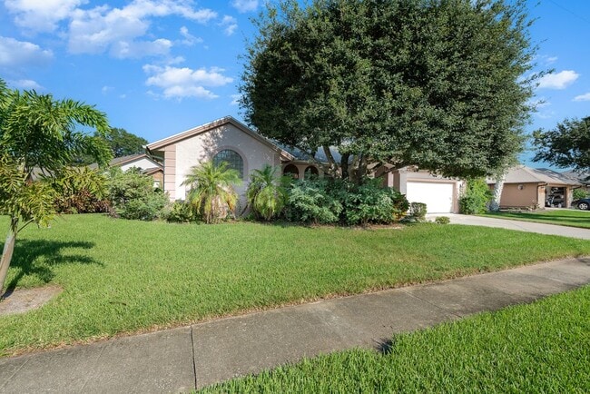 4740 Seminole Trail in Merritt Island, FL - Building Photo - Building Photo