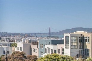 Newly Renovated Top Fl Unit w/ GG Bridge View Apartments