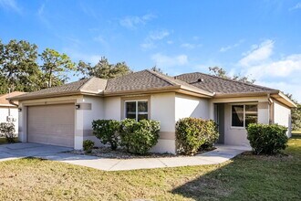 187 Cougar Way in Rotonda West, FL - Building Photo - Building Photo