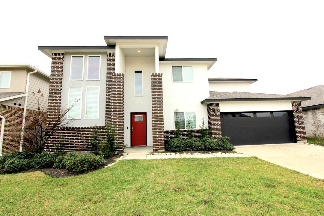 3570 Joshua Grv Ln in Missouri City, TX - Building Photo