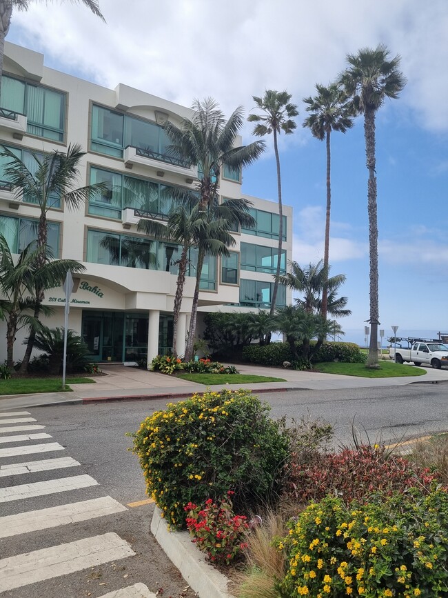 201 Calle Miramar, Unit #1 in Redondo Beach, CA - Building Photo - Building Photo