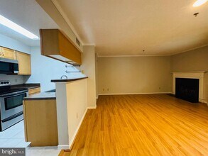 1524 Lincoln Way in McLean, VA - Building Photo - Building Photo