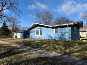 1721 13th St S in Moorhead, MN - Building Photo - Building Photo