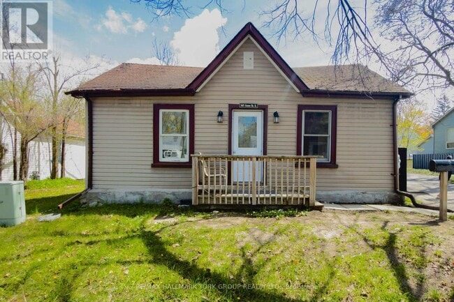 property at 165 Anne St S