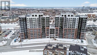 51 Clarington Blvd in Clarington, ON - Building Photo