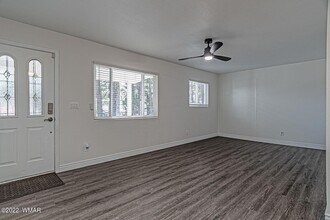 580 N 9th Dr in Show Low, AZ - Building Photo - Building Photo