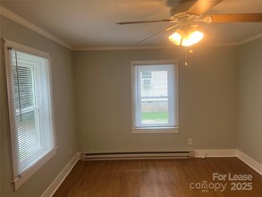 233 Bell St in Mooresville, NC - Building Photo - Building Photo