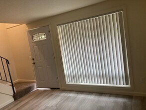 1527 Santiam Hwy SE in Albany, OR - Building Photo - Building Photo