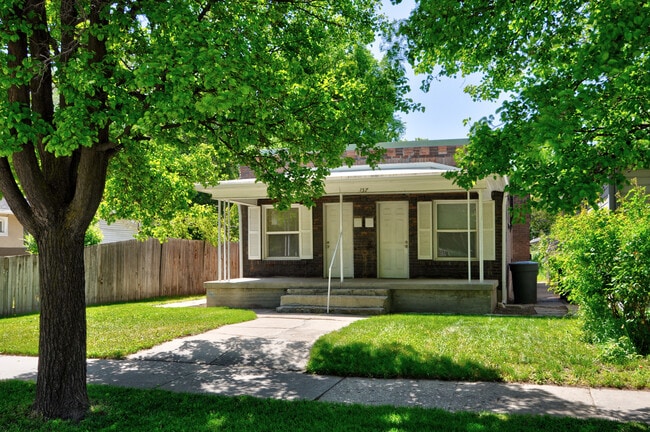 155 W Paxton Ave, Unit 155 W Paxton