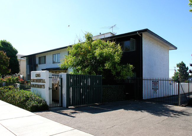 Continental Apartments in Ontario, CA - Foto de edificio - Building Photo