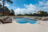 Greenbriar and Hawthorne Apartments in Statesboro, GA - Foto de edificio - Building Photo