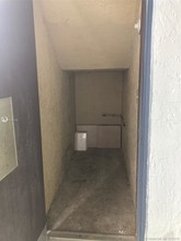 16531 Blatt Blvd-Unit -104 in Weston, FL - Building Photo - Building Photo