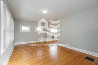 737 Hampton Ave in Toledo, OH - Building Photo - Building Photo