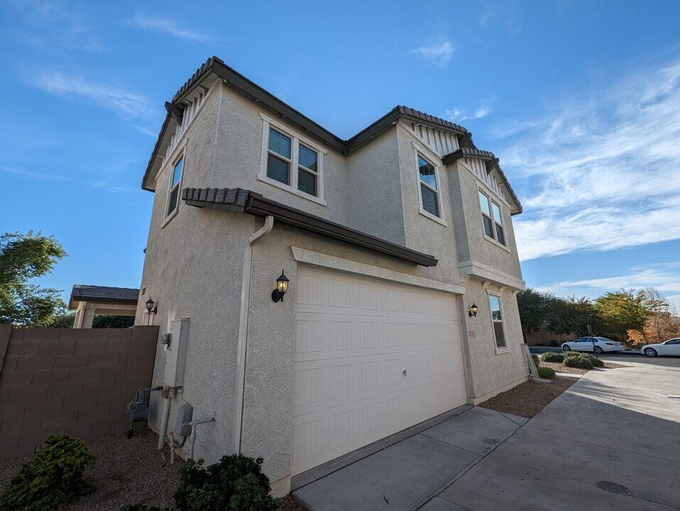 1253 N 166th Ave in Goodyear, AZ - Building Photo