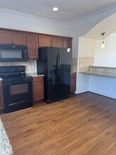 1198 Jones-Butler Rd in College Station, TX - Building Photo - Building Photo