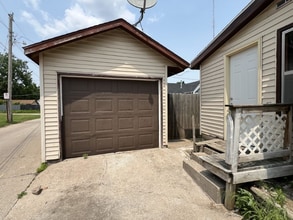 1502 Mt Pleasant St in Burlington, IA - Building Photo - Building Photo