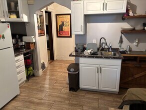 2011 Aldrich Ave S, Unit #1 in Minneapolis, MN - Building Photo - Building Photo