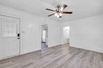 1133 W Clay St in Houston, TX - Foto de edificio - Building Photo