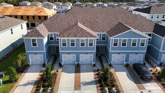 14163 Crimson Ave in Lakewood Ranch, FL - Building Photo