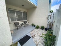 22338 SW 103rd Ct in Cutler Bay, FL - Foto de edificio - Building Photo