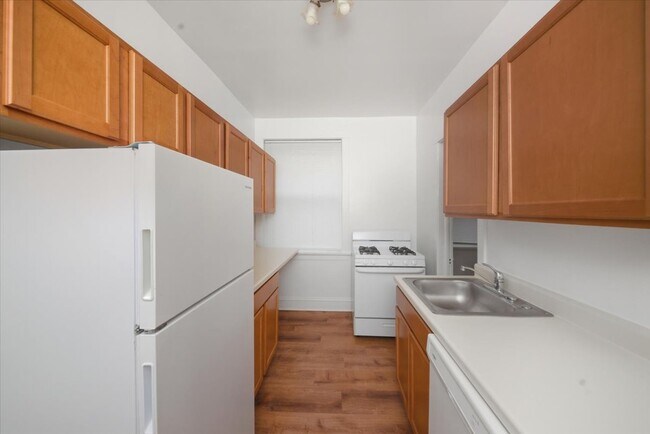 735.5 Hinman Ave in Evanston, IL - Foto de edificio - Building Photo