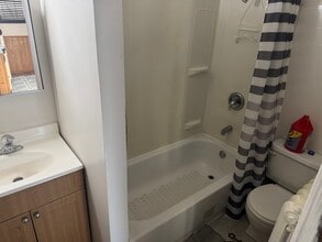 400 N Main St in Mitchell, SD - Building Photo - Building Photo