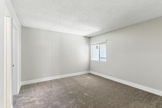 The Ashton in Corona, CA - Building Photo - Interior Photo