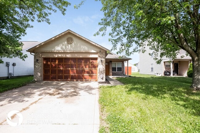 property at 2810 Braxton Dr