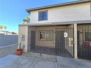3520 Rio Robles Dr in North Las Vegas, NV - Building Photo - Building Photo