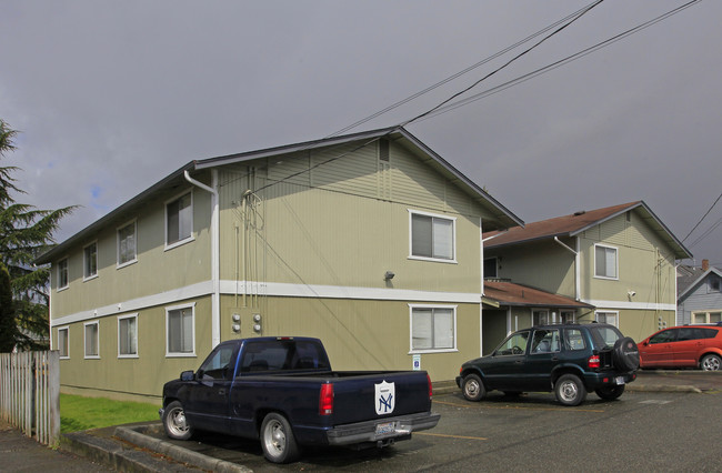 1523 Walnut St in Everett, WA - Foto de edificio - Building Photo