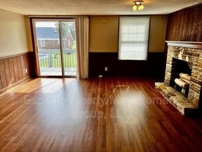103 Winterlochen Dr in Dunn, NC - Foto de edificio - Building Photo