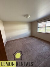 407 N 75th Ave in Yakima, WA - Building Photo - Building Photo