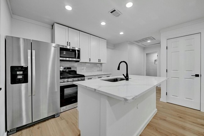 property at 1913 David St