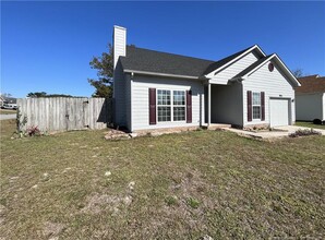 3924 Goodhope Ln in Hope Mills, NC - Building Photo - Building Photo