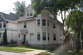 324 E Mifflin St in Madison, WI - Building Photo - Building Photo