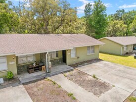 2910 S Coleman Ave in Homosassa, FL - Building Photo