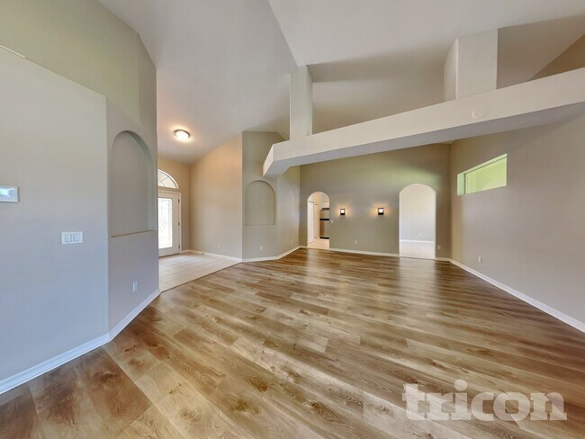 9 Point Pl in Palm Coast, FL - Foto de edificio - Building Photo