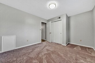 3rd,SW,1401 in Roanoke, VA - Building Photo - Interior Photo